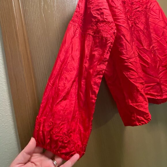 100% Silk CHICO'S Red Long Sleeve Floral Blouse Lagenlook Women Sz 3 XL - Picture 2 of 4